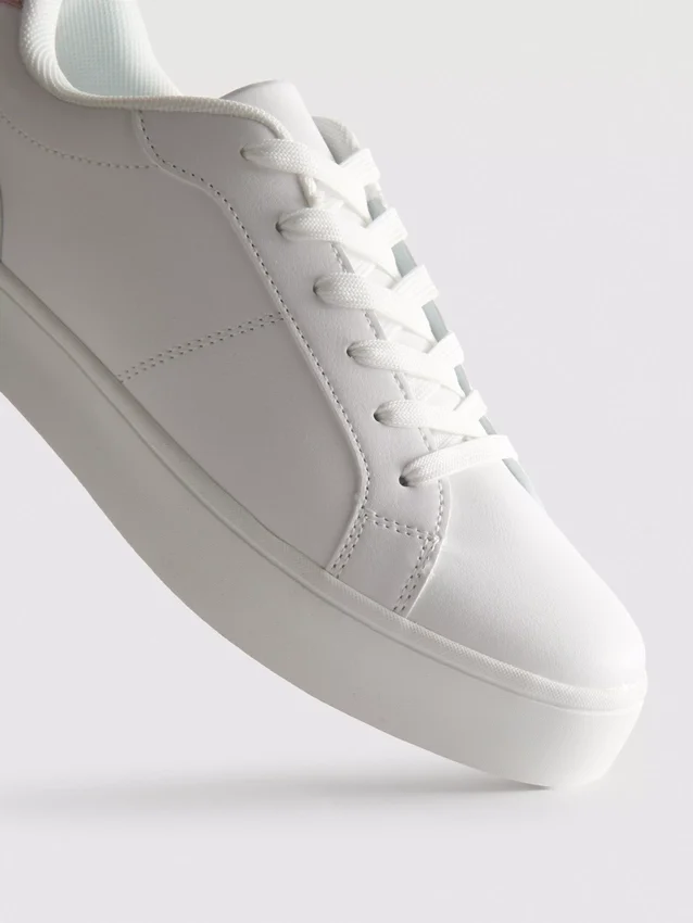 Klassieke lage sneakers