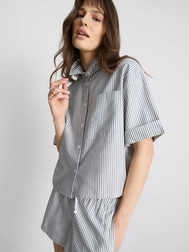 Kort, boxy oxford-overhemd met korte mouwen
