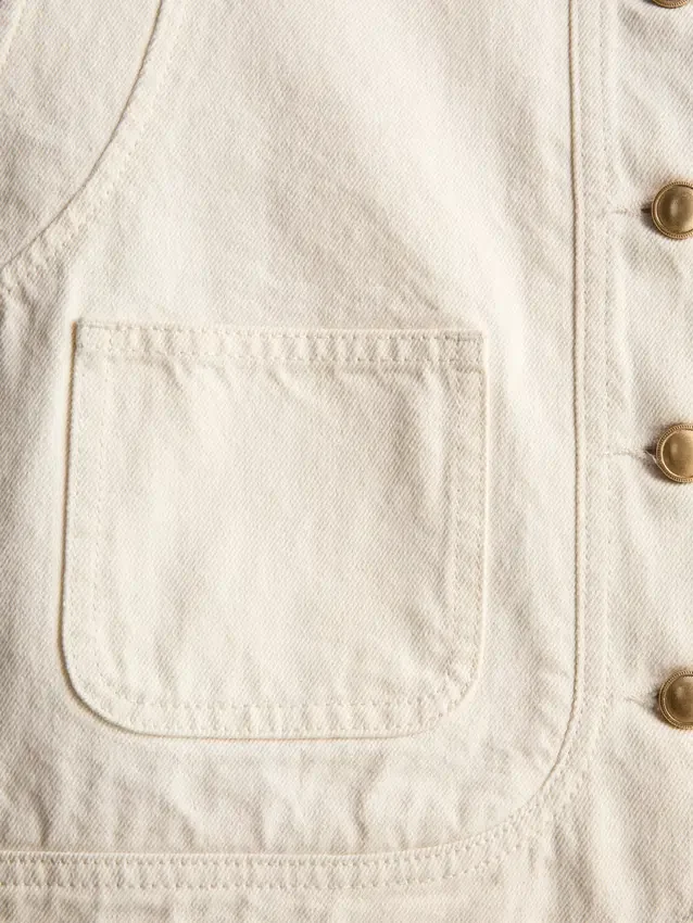 Kort katoenen vest met zakken aan de voorkant