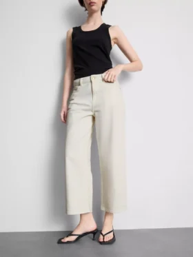 Korte denimjeans met wijde pijpen