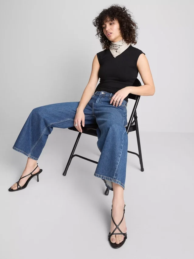 Korte denimjeans met wijde pijpen