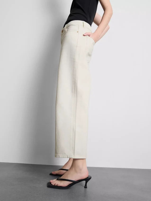 Korte denimjeans met wijde pijpen