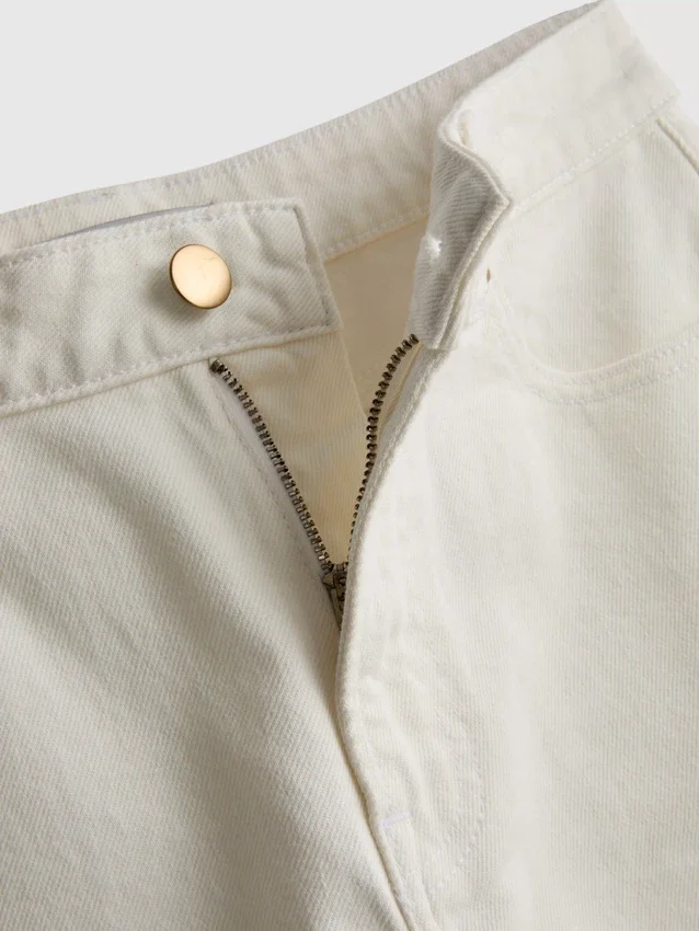 Korte denimjeans met wijde pijpen