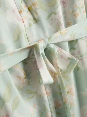 Korte ochtendjassen met bloemenprint
