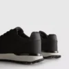 Lage sportschoenen