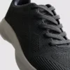 Lage sportschoenen