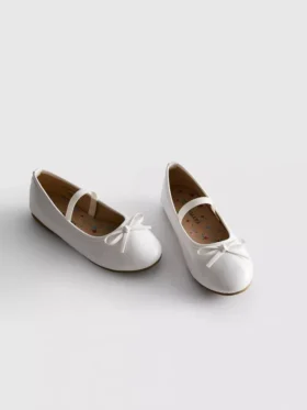 Lakballerina’s met platte schoenen
