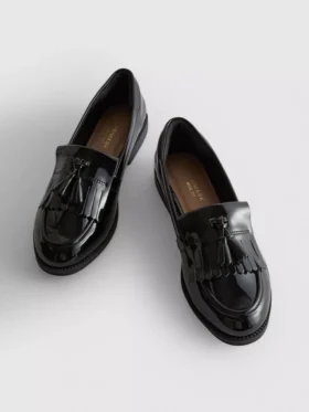 Loafers met brede pasvorm in lakleder