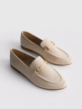 Loafers met snaffle-detail