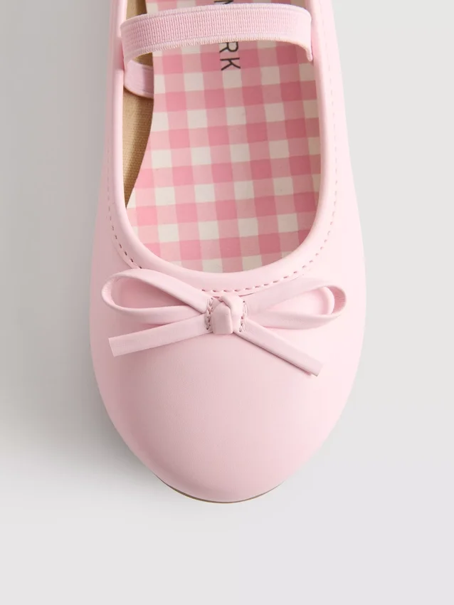 Matte ballerina's