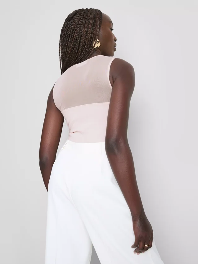 Mouwloze bodysuit met mesh-inzetstuk