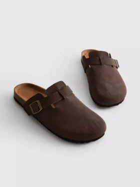Mule-pantoffels met gesloten teen