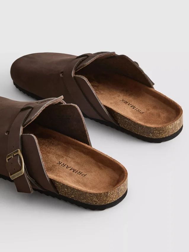 Mule-pantoffels met gesloten teen
