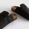 Mule-pantoffels met gesloten teen