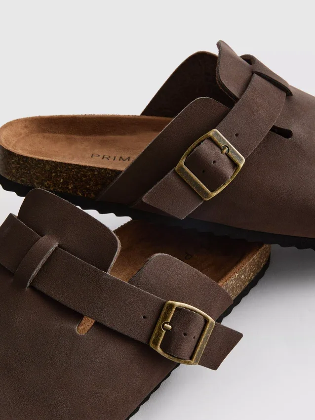 Mule-pantoffels met gesloten teen