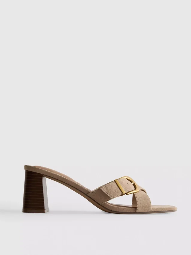 Mule-sandalen met blokhak en gesp