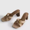 Mule-sandalen met blokhak en gesp