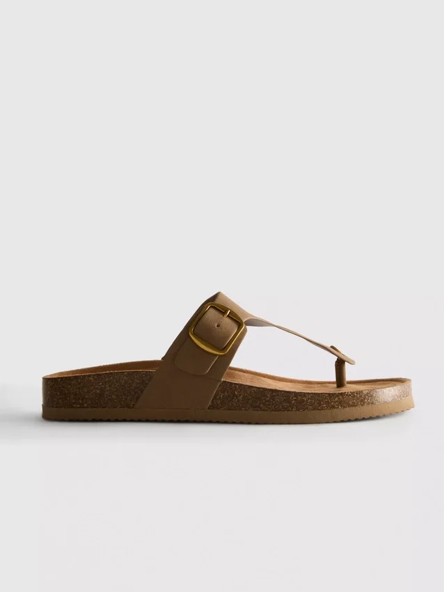 Mule-sandalen met T-band en gesp