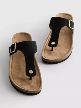 Mule-sandalen met T-band en gesp