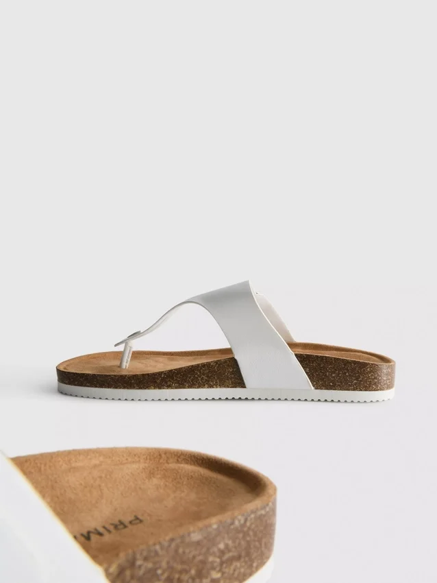 Mule-sandalen met T-band en gesp