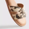 Mules met gekruiste bandjes
