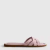 Mules met geweven bandjes