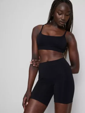 Naadloze bumlift-short