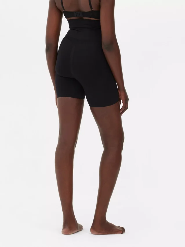 Naadloze bumlift-short