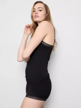 Naadloze cami-shorty-pyjama’s