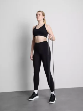 Naadloze crop top met gekruiste rug voor sport