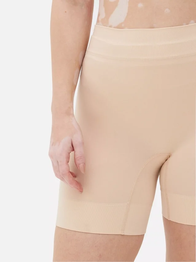 Naadloze fietsshort die schuren voorkomt