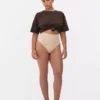 Naadloze, figuurcorrigerende string met hoge taille