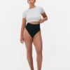 Naadloze, figuurcorrigerende string met hoge taille