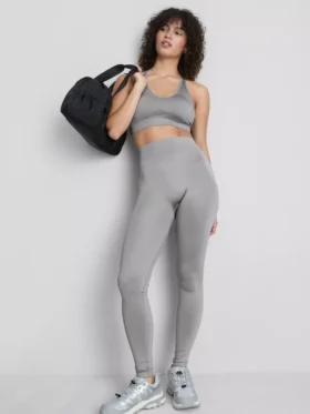 Naadloze, glanzende sportlegging