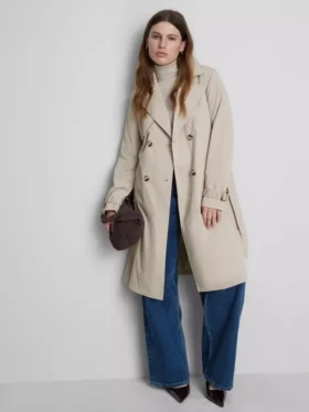 Onmisbare trenchcoat met riem