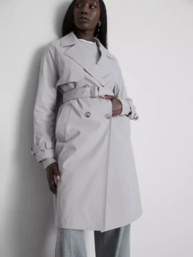 Onmisbare trenchcoat met riem