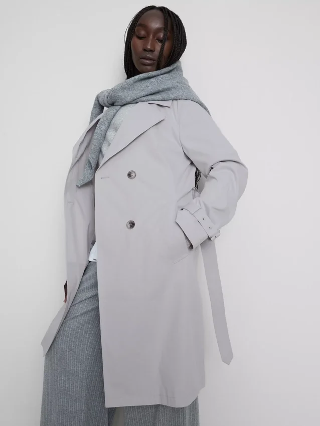 Onmisbare trenchcoat met riem