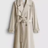 Onmisbare trenchcoat met riem