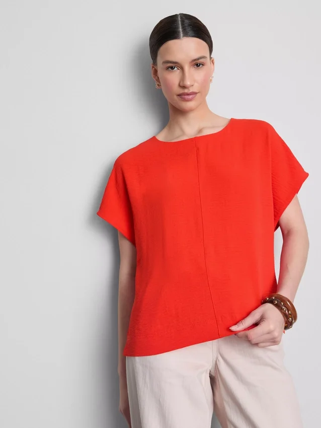 Ontspannen T-shirt met ronde hals en luchtdoorlatend ontwerp