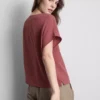 Ontspannen T-shirt met ronde hals en luchtdoorlatend ontwerp