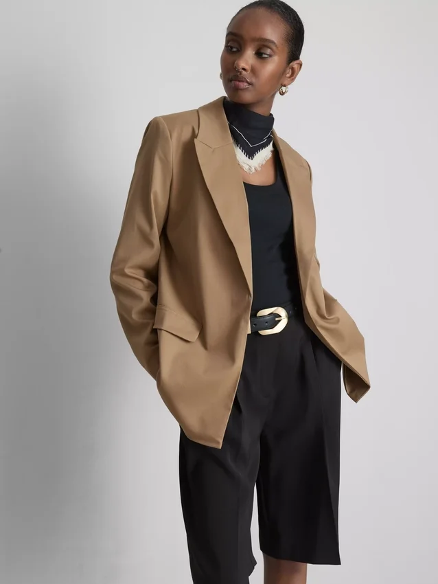 Oversized blazer met enkele rij knopen