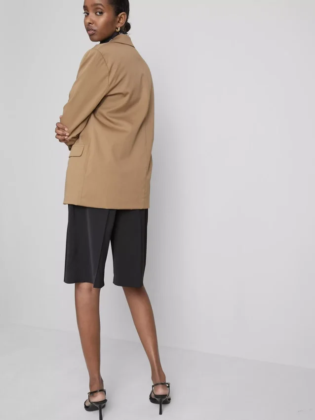 Oversized blazer met enkele rij knopen