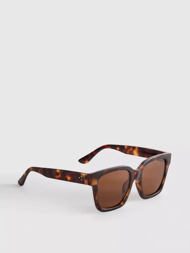 Oversized cat-eye zonnebril