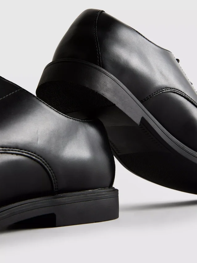 Oxfords met vetersluiting