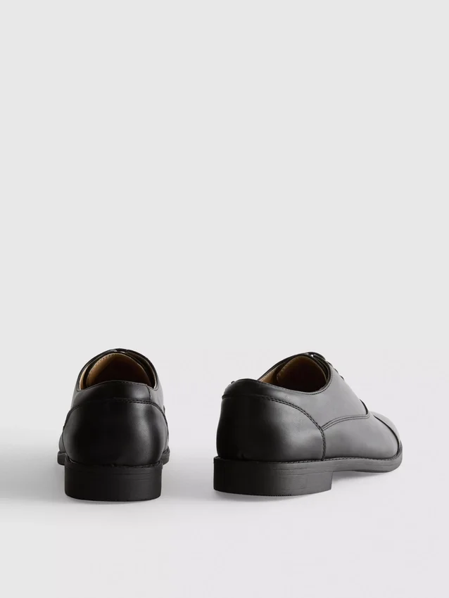 Oxfordschoenen met veters