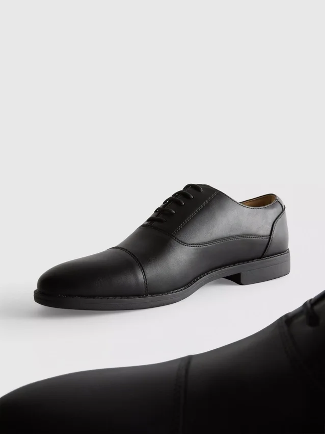 Oxfordschoenen met veters