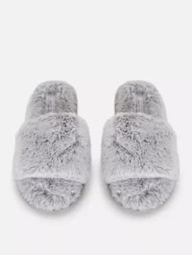 Pantoffels van imitatiebont