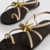 Paula Echevarría sandalen met bandjes en zeesterren