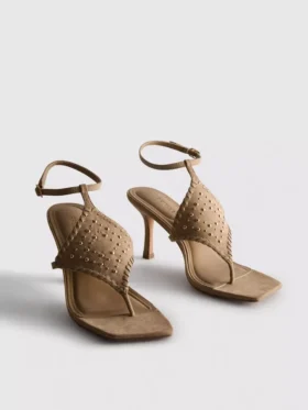 Paula Echevarría Sandalen met studs