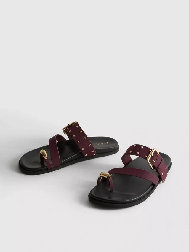 Paula Echevarría sandalen met studs op het voetbed